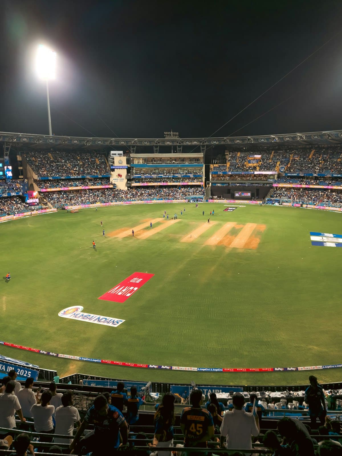 Sector 17 Night Cricket